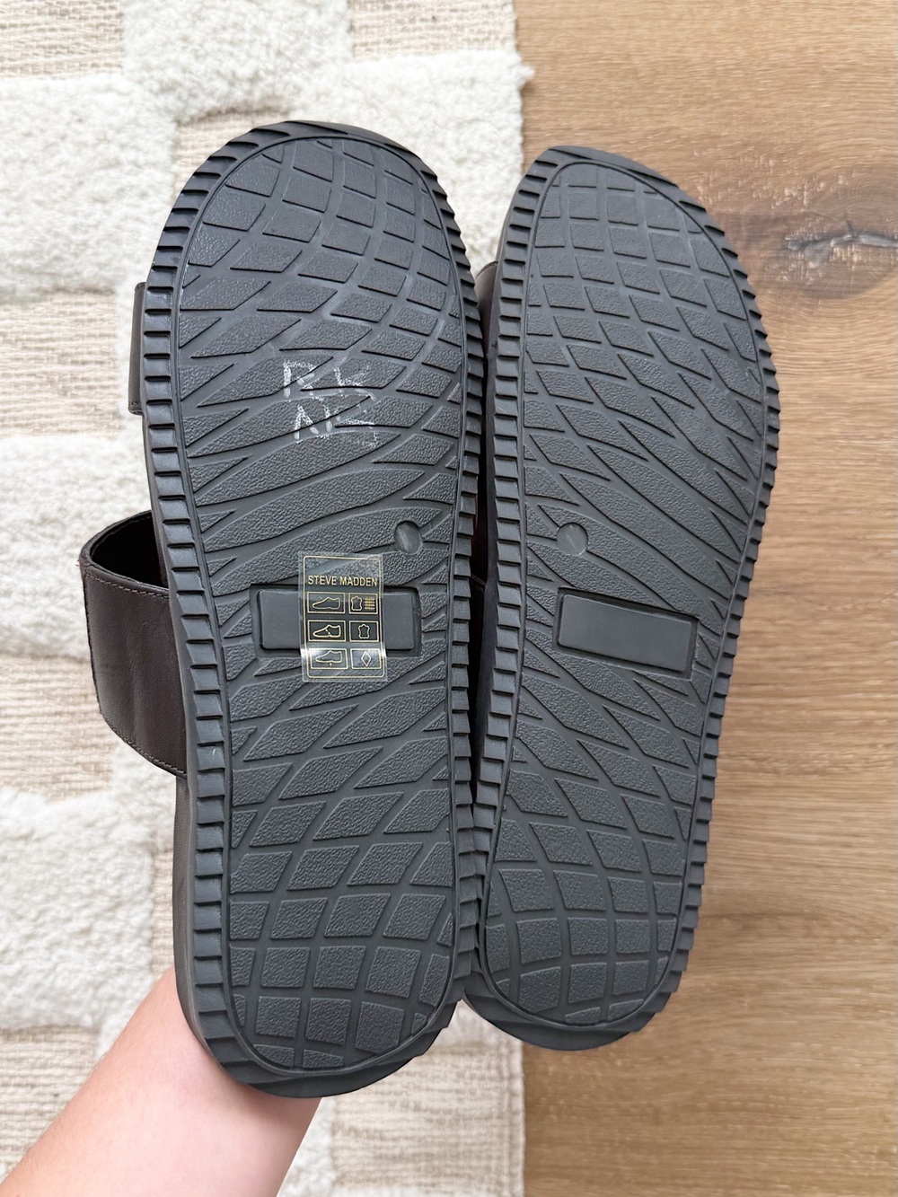 Steve Madden Korah Slide Sandals - Picture 4 of 5